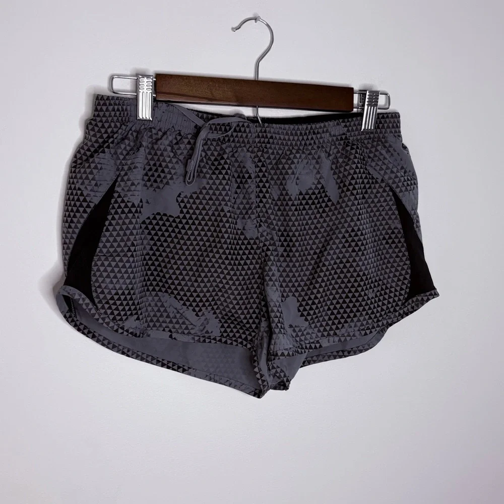 Nike Women's Medium Black and Gray Athletic Shorts